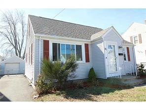 81 Warwick Rd, Pawtucket, RI 02861 photo 2