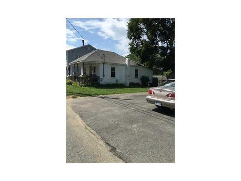 7 Harvard Ave, Warwick, RI 02889 photo 3