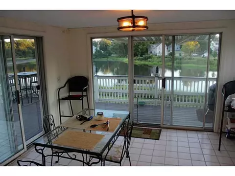 154 Old Mill Blvd, Warwick, RI 02889 photo 7