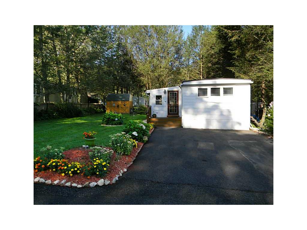 26 Oak Ter, Mapleville, RI 02839 photo 1