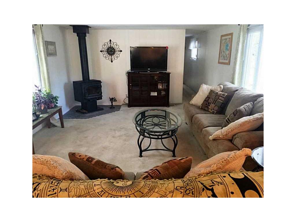 26 Oak Ter, Mapleville, RI 02839 photo 8