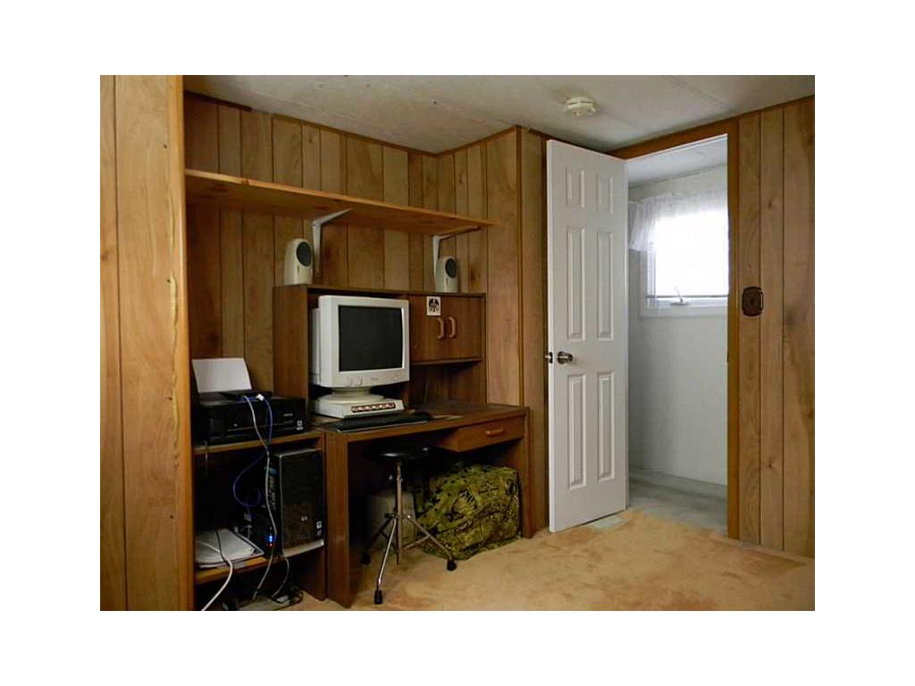 26 Oak Ter, Mapleville, RI 02839 photo 20