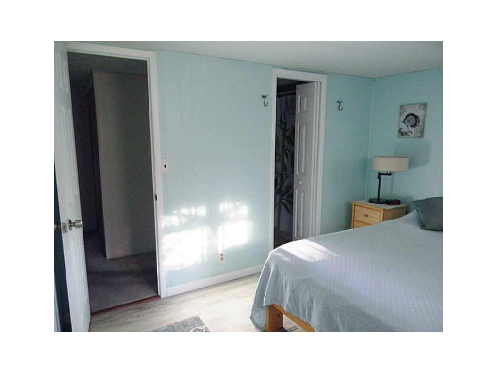 26 Oak Ter, Mapleville, RI 02839 photo 17