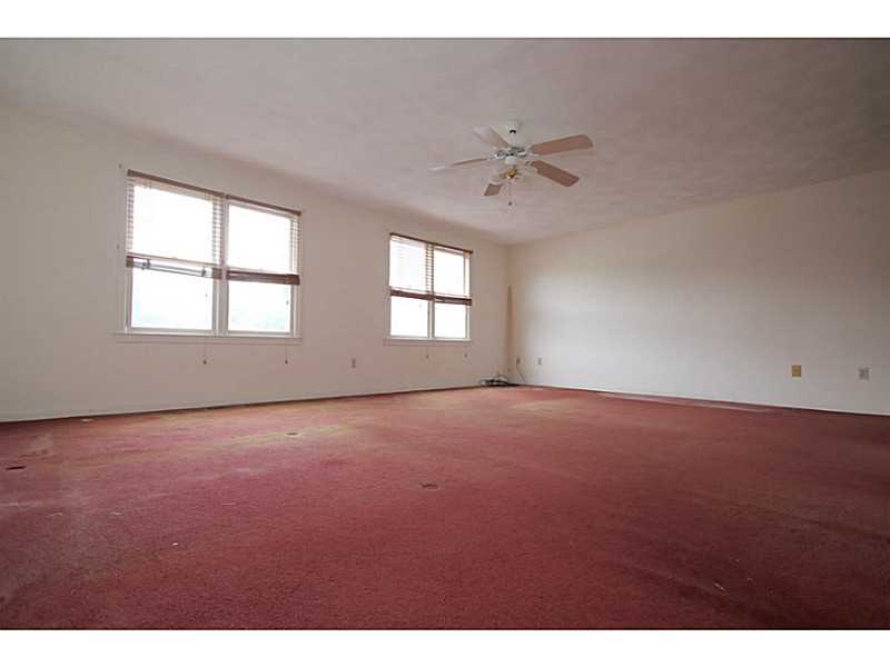 1204 Brookhaven Ln, Woonsocket, RI 02895 photo 11