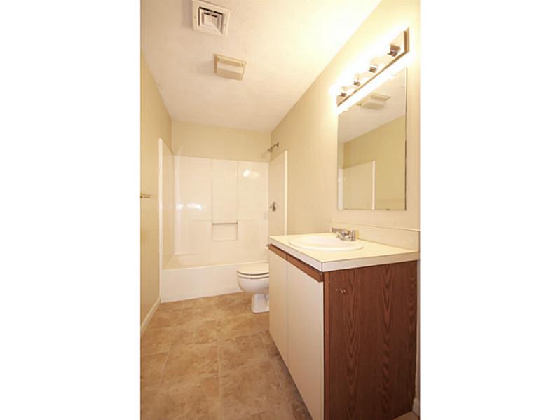 1204 Brookhaven Ln, Woonsocket, RI 02895 photo 6