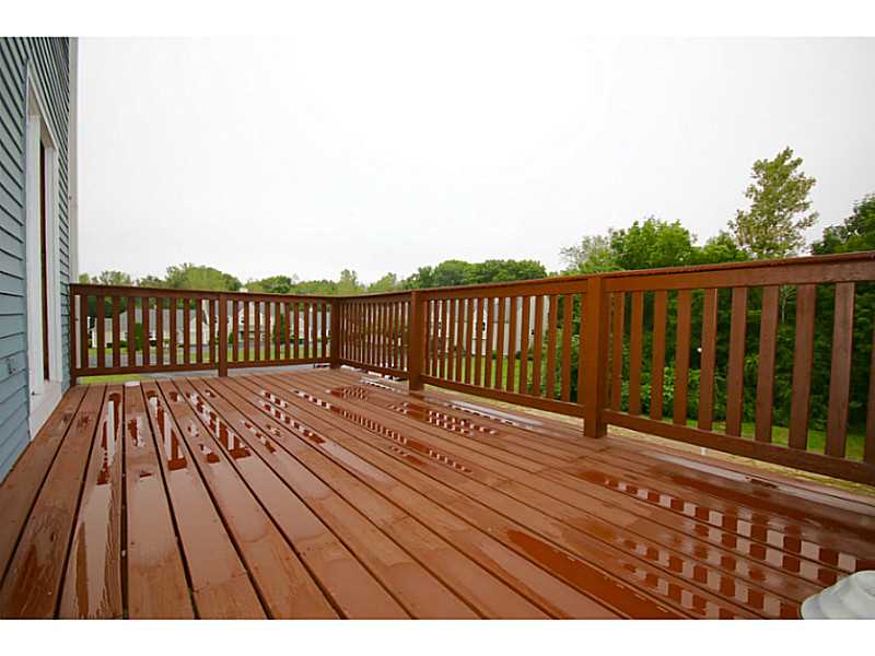1204 Brookhaven Ln, Woonsocket, RI 02895 photo 7