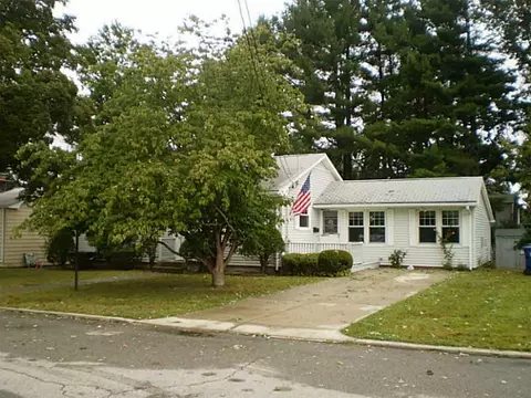 23 Audubon Rd, Warwick, RI 02888 photo 3