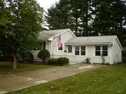 23 Audubon Rd, Warwick, RI 02888 photo 2
