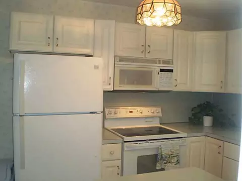 23 Audubon Rd, Warwick, RI 02888 photo 21