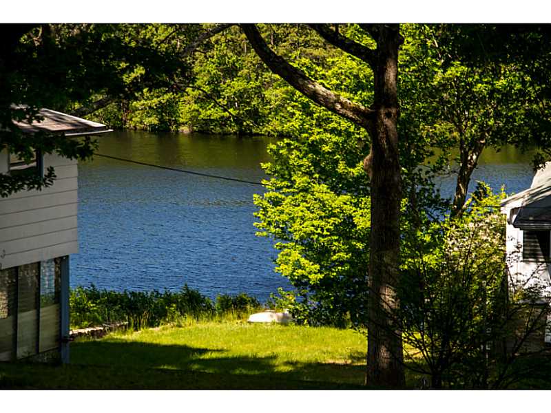 77 Edgewater Dr, Blackstone, MA 01504 photo 22
