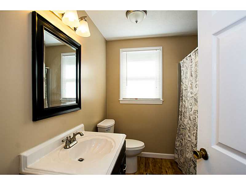 77 Edgewater Dr, Blackstone, MA 01504 photo 14