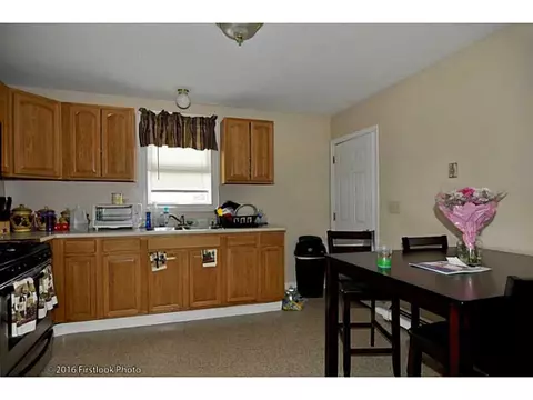 152 Burnside Ave, Woonsocket, RI 02895 photo 4