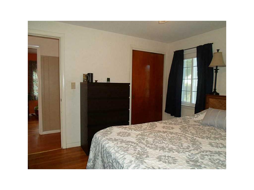 61 Adrian St, Warwick, RI 02886 photo 15
