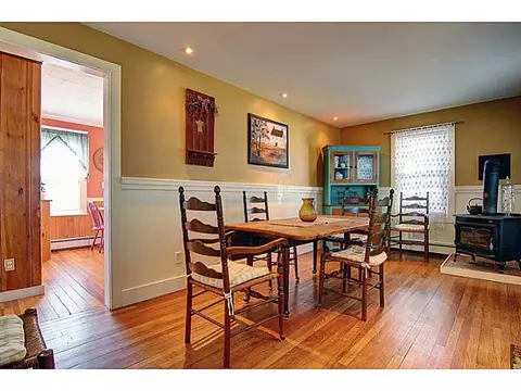 150 Vernon St, Warwick, RI 02889 photo 7