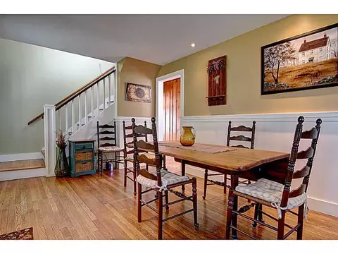 150 Vernon St, Warwick, RI 02889 photo 11