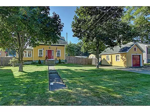 150 Vernon St, Warwick, RI 02889 photo 1