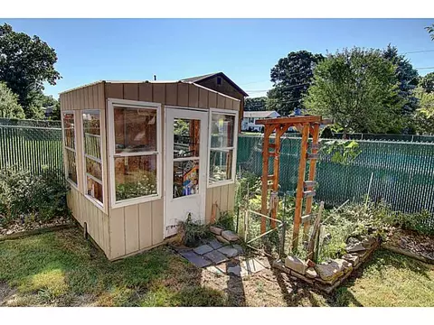 150 Vernon St, Warwick, RI 02889 photo 24
