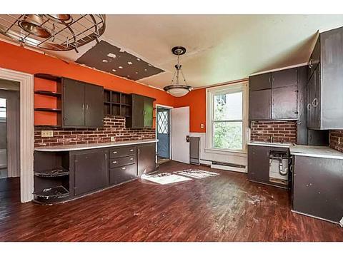 954 Park Ave, Woonsocket, RI 02895 photo 6