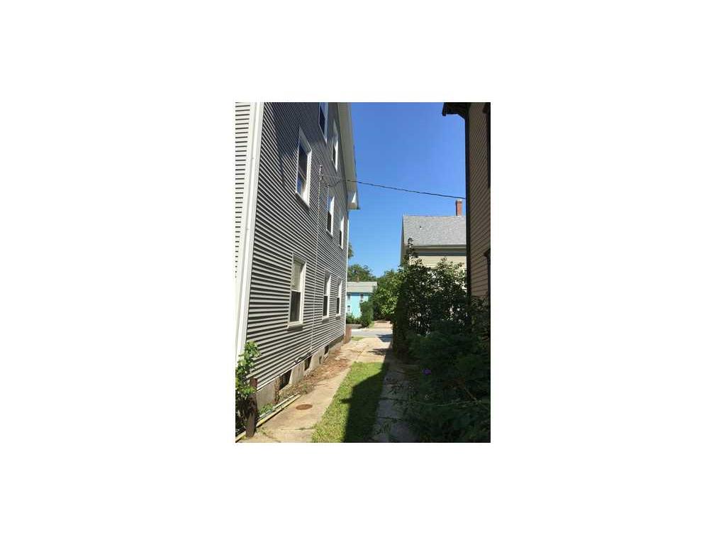221 Cato St, Woonsocket, RI 02895 photo 6