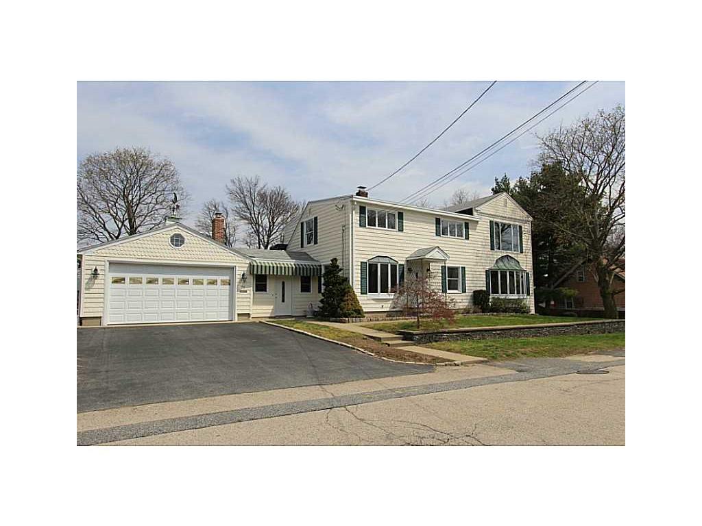 25 Silver Spring Ave, Riverside, RI 02915 photo 2