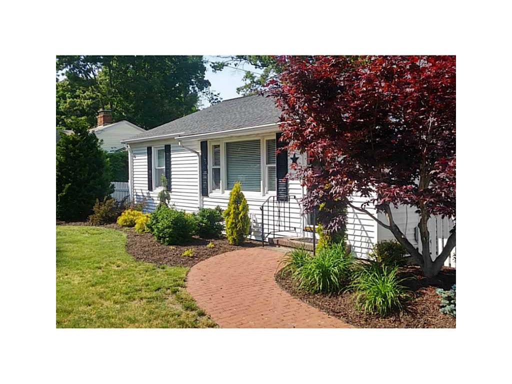 177 Vaughn Ave, Warwick, RI 02886 photo 3