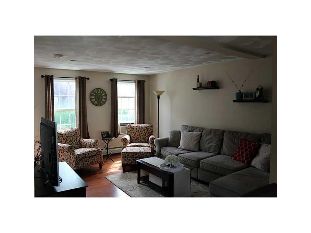 11 Thomas St, Warwick, RI 02886 photo 7