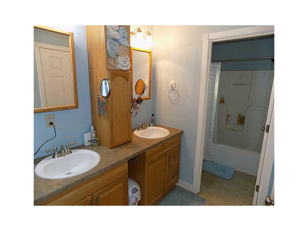 5 Mill Pond Rd, Exeter, RI 02822 photo 17