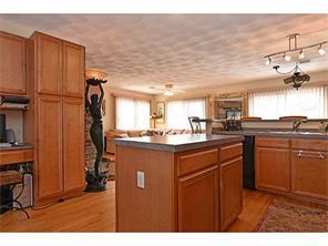 63 Dundas Ave, Warwick, RI 02889 photo 11