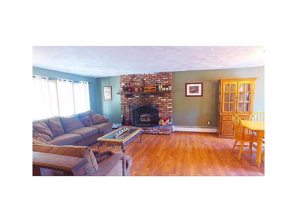 134 E Killingly Rd, Foster, RI 02825 photo 3