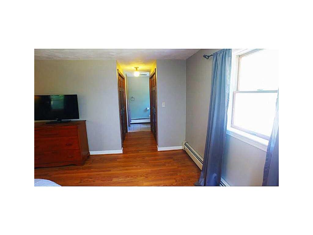 134 E Killingly Rd, Foster, RI 02825 photo 10