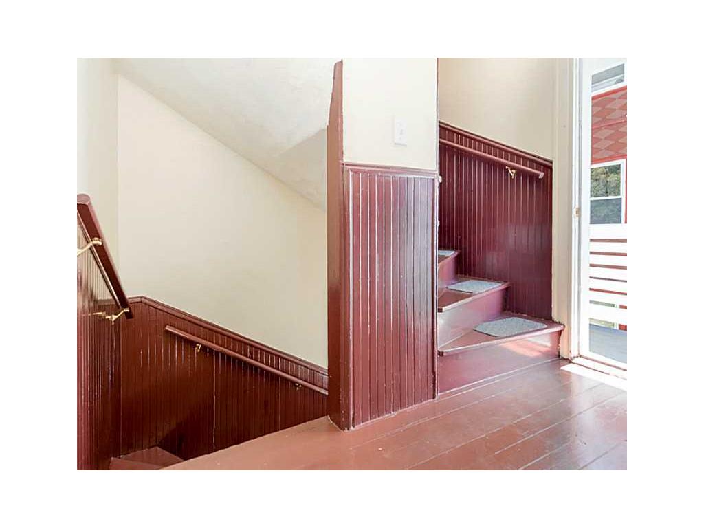 284 Orchard St, Woonsocket, RI 02895 photo 10