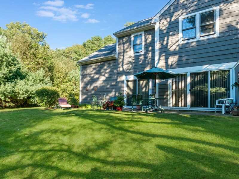 26 Devlin Cir, Blackstone, MA 01504 photo 21