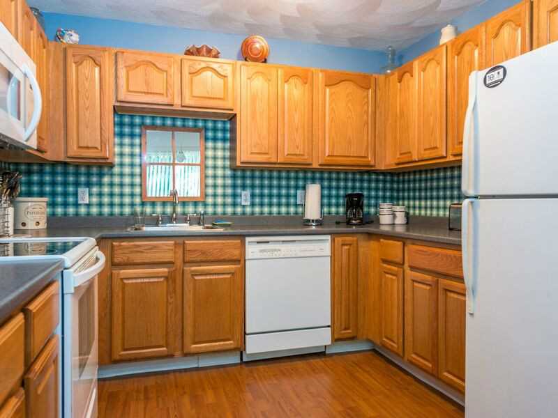 26 Devlin Cir, Blackstone, MA 01504 photo 6