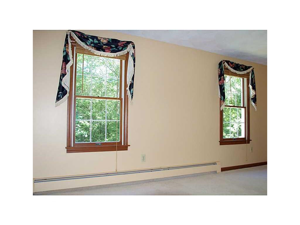 115 Lantern Ln, Exeter, RI 02822 photo 9