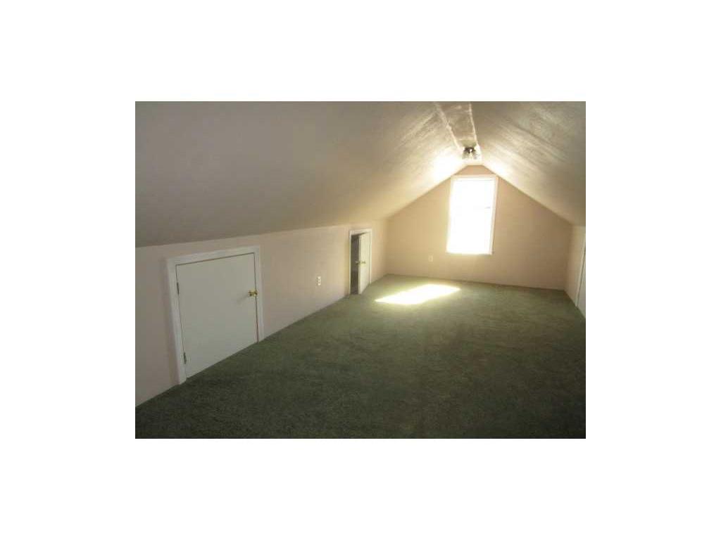 59 Wayne St, Fall River, MA 02721 photo 11