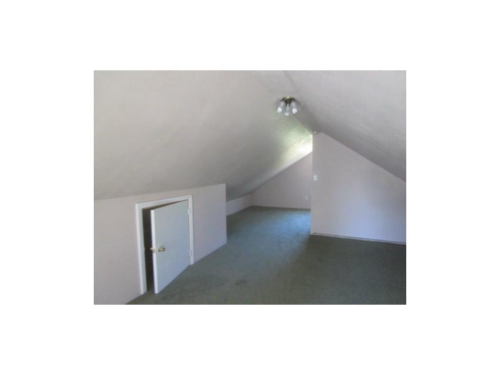 59 Wayne St, Fall River, MA 02721 photo 12
