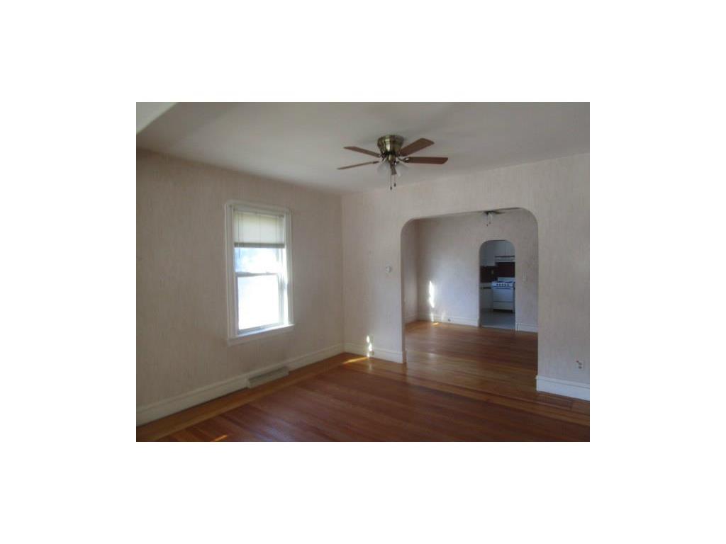 59 Wayne St, Fall River, MA 02721 photo 6
