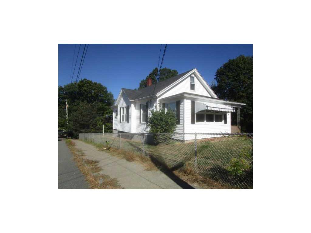 59 Wayne St, Fall River, MA 02721 photo 2