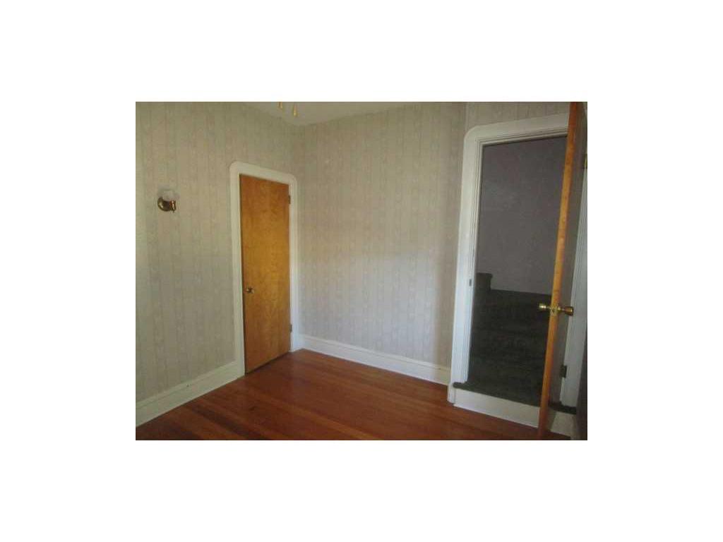 59 Wayne St, Fall River, MA 02721 photo 9