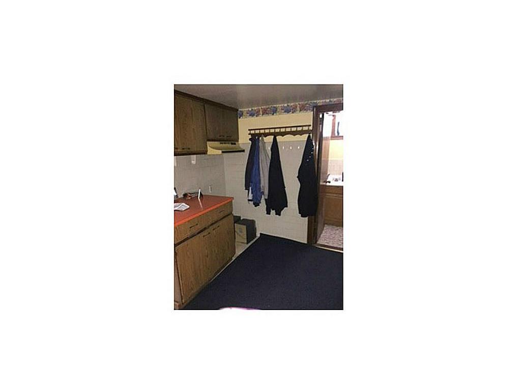 76 Northup St, Warwick, RI 02889 photo 6