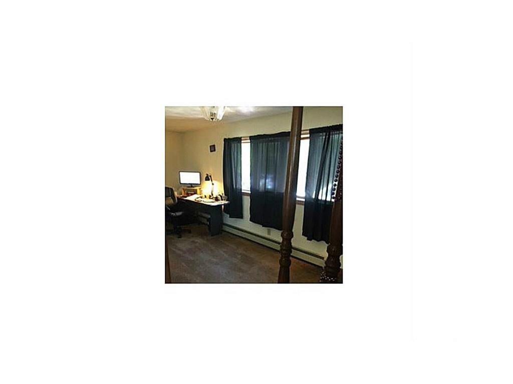 76 Northup St, Warwick, RI 02889 photo 9