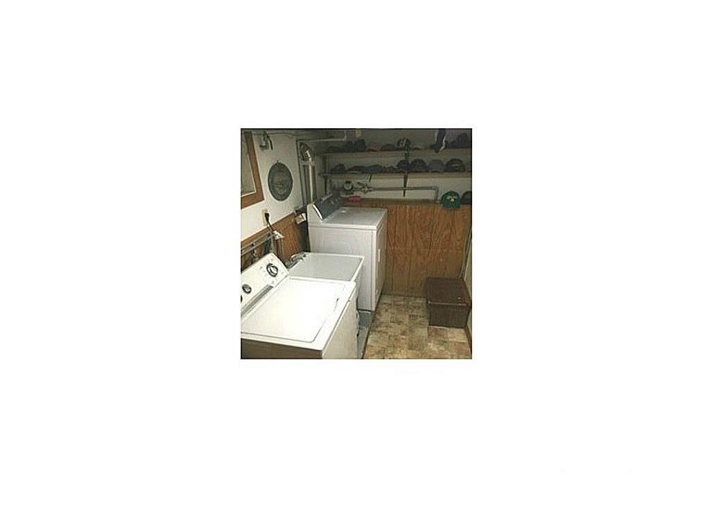 76 Northup St, Warwick, RI 02889 photo 13