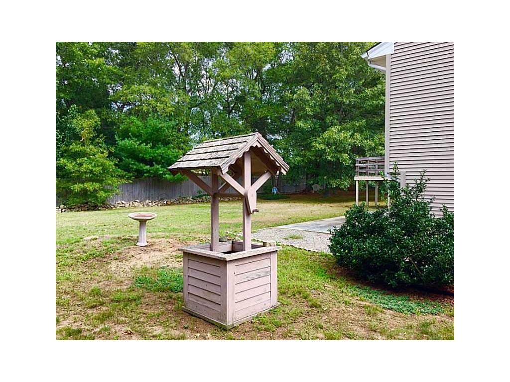 29 Monroe Dr, Coventry, RI 02816 photo 5