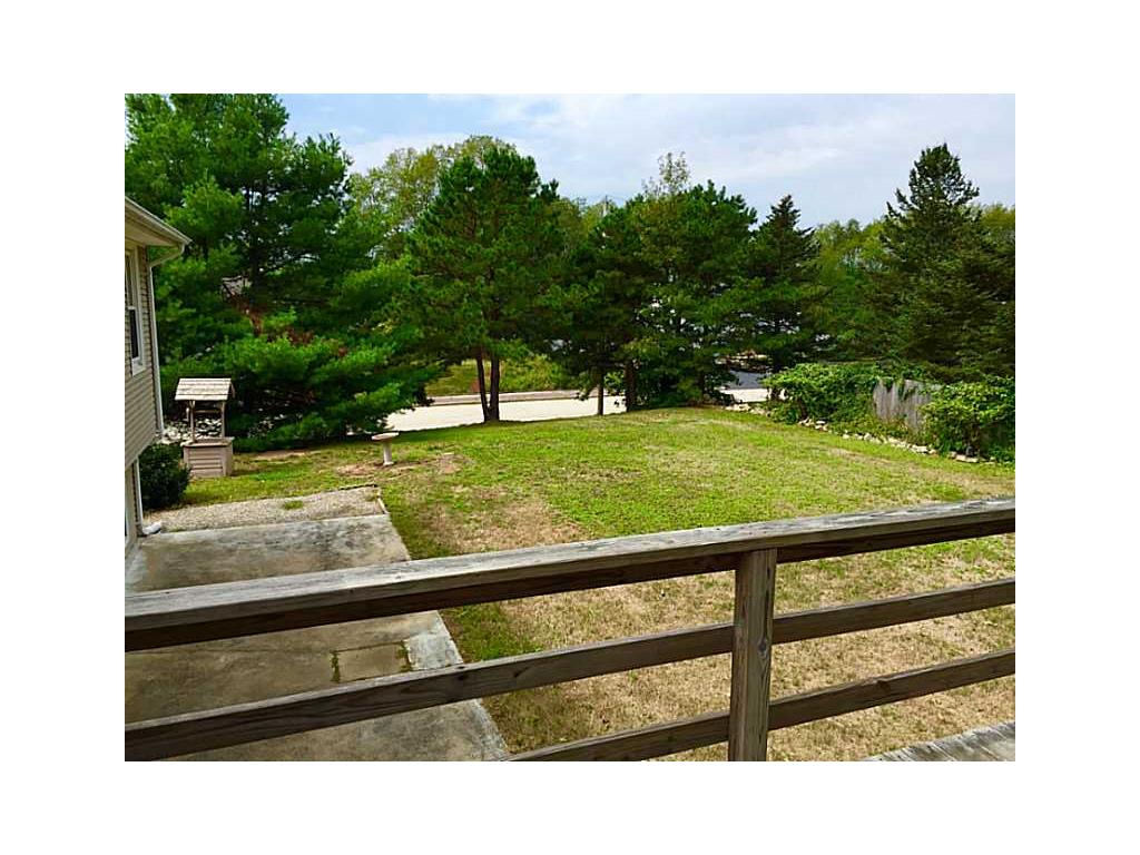 29 Monroe Dr, Coventry, RI 02816 photo 9