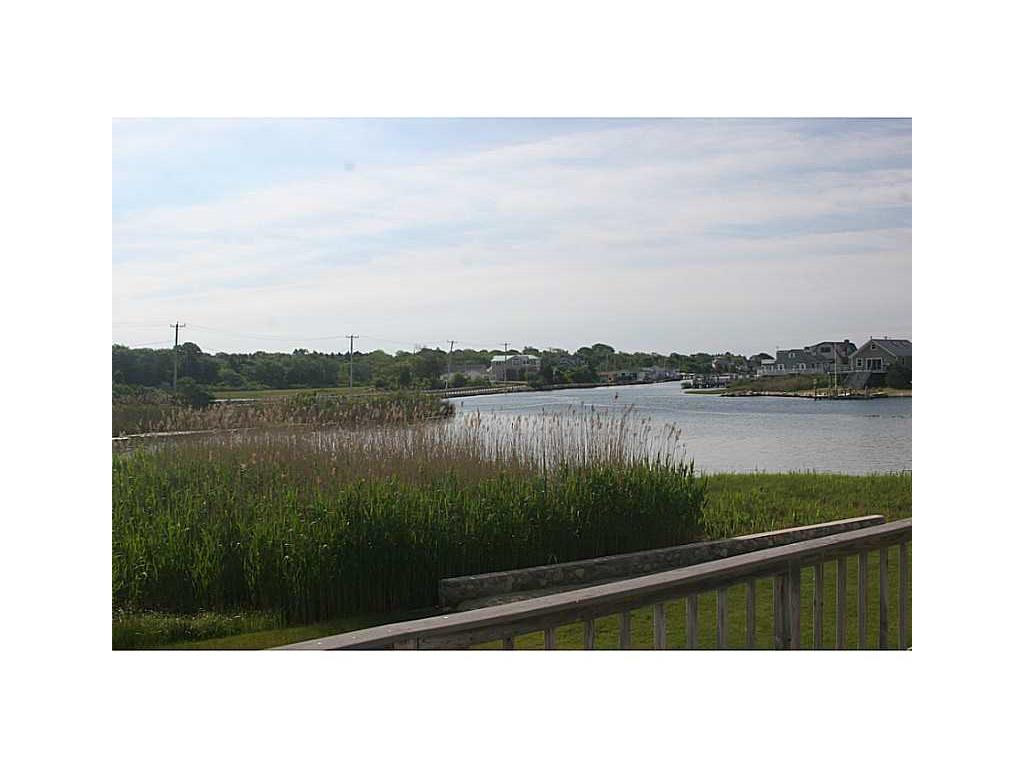 4 Ricci Rd, Westerly, RI 02891 photo 2