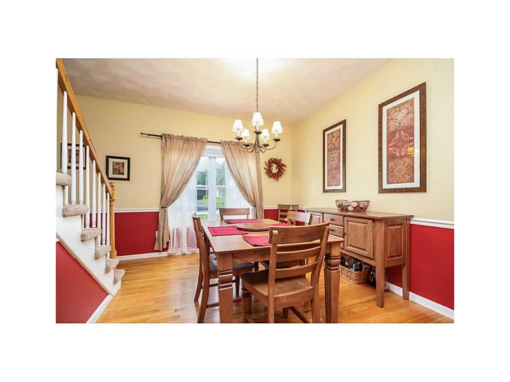 39 Fieldstone Dr, Coventry, RI 02816 photo 9