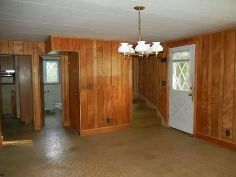 8 Doris St, Coventry, RI 02816 photo 8