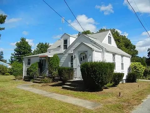 8 Doris St, Coventry, RI 02816 photo 1