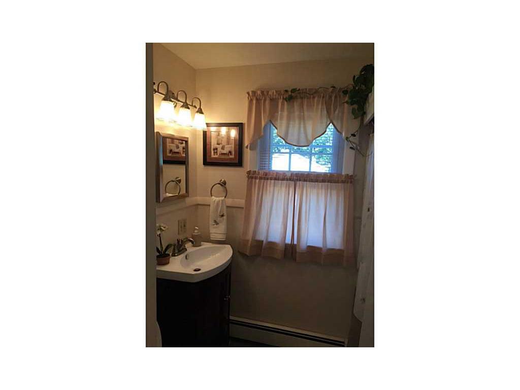 277 Bailey St, Woonsocket, RI 02895 photo 5