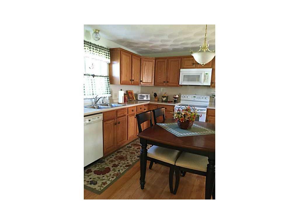 277 Bailey St, Woonsocket, RI 02895 photo 2
